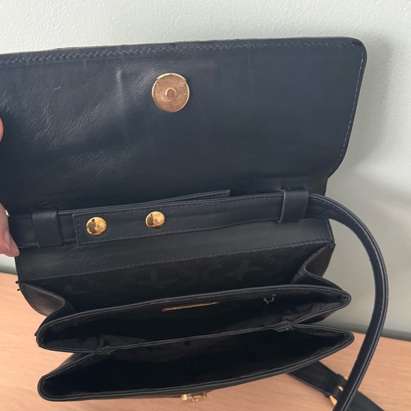 Vintage 80s 90s Paloma Picasso Italian Genuine Black Leather Crossbody Bag - Picture 6 of 12